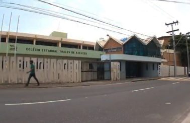 Aluna de colégio de Salvador apresenta queixa contra professora por conteúdo ‘esquerdista’ apresentado em aula