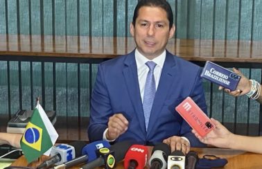 Vice-presidente da Câmara, Marcelo Ramos anuncia saída do PL após filiação de Bolsonaro
