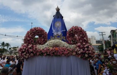 Devotos voltam às ruas de Salvador para homenagear Nossa Senhora da Conceição, padroeira da Bahia