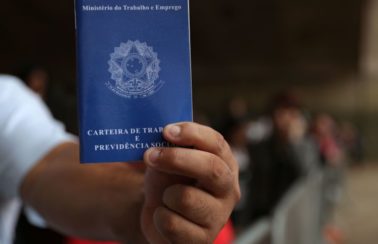 Pequenos negócios geraram quase 80% das vagas de trabalho em outubro