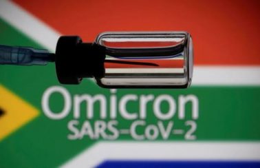 Estudo diz que não há evidência de que a ômicron cause efeitos mais graves