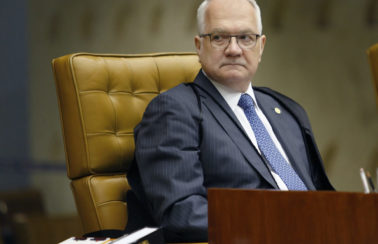 Edson Fachin é eleito próximo presidente do TSE