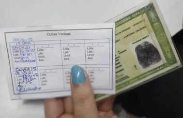 Prefeitura de Aracaju estabelece obrigatoriedade da vacinação contra Covid-19 para servidores