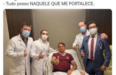 Bolsonaro tem alta após internação por obstrução intestinal