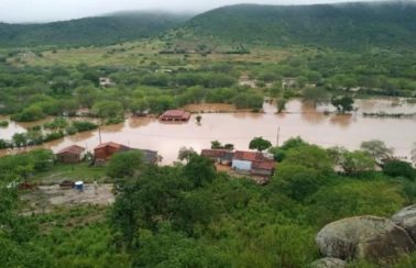 Sobe nº de cidades em estado de emergência por causa das chuvas na BA; mais de 102 mil estão desabrigados ou desalojadas