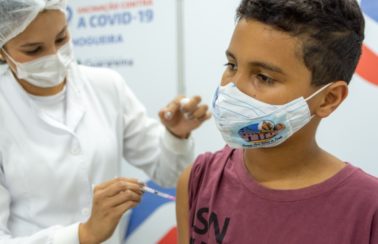 Fortaleza inicia vacinação contra Covid-19 em crianças de 5 a 11 anos neste sábado, diz Camilo