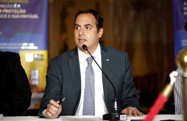 Pernambuco convoca mais 290 profissionais de saúde aprovados em concurso público