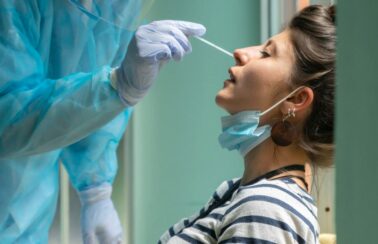 80% dos testes de antígeno para Covid nos municípios dão positivo, diz Conasems