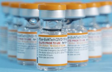 Brasil recebe mais 1,8 milhão de vacinas pediátricas da Pfizer
