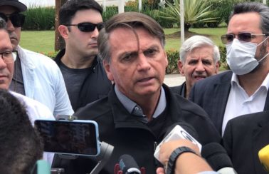 Bolsonaro prevê 11 trocas de ministros que vão disputar eleição: ‘Pacotão’