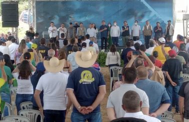 Bolsonaro participa de evento para acionar liberação das águas do São Francisco na barragem de Jati, no Ceará