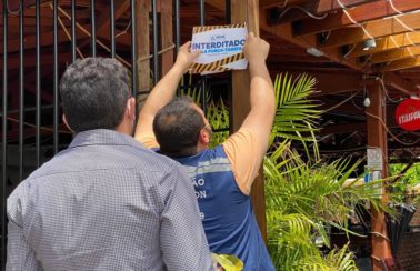 Restaurante é interditado após realizar show em Patos, no Sertão da Paraíba