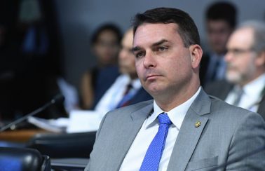 Flávio Bolsonaro colocou Receita Federal a seu serviço para tentar anular caso das rachadinhas