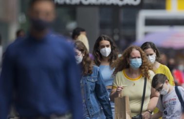Governadores discutem liberação de máscaras no país a partir de março