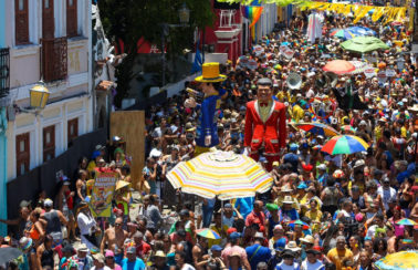 Pernambuco autoriza eventos com até 10 mil pessoas e mantém obrigatória a apresentação do passaporte vacinal