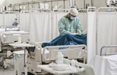 Pela 1ª vez, ocupação de UTIs para Covid está abaixo de 60% em todos estados, diz Fiocruz