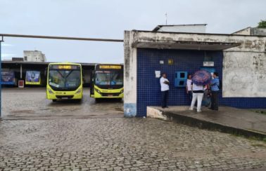 Sem avanço nas negociações, rodoviários paralisam 100% da frota na Grande São Luís