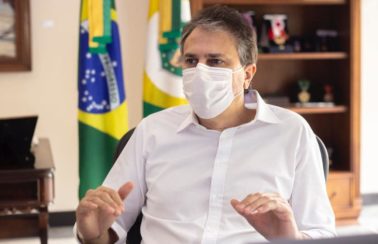 Máscara só será liberada em ambientes fechados quando Ceará atingir 70% na dose de reforço, diz Camilo