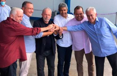 Com presença de Lula em Salvador, PT oficializa chapa liderada por Jerônimo Rodrigues e firma aliança com mais sete partidos