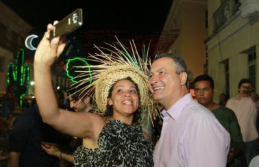 Rui Costa divulga datas e primeiras atrações do São João em Salvador