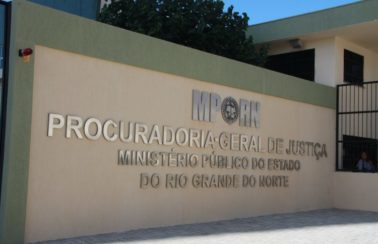 MPRN recomenda que Prefeitura suspenda lei que aumenta remuneração de prefeito, vice-prefeito, vereadores e secretários