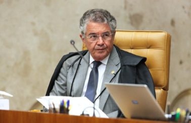 Ato de Bolsonaro é legítimo, diz Marco Aurélio sobre graça presidencial