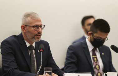Ministro da Educação nega participação em reuniões com pastores