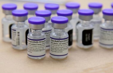 Doação de vacinas para outros países é aprovada pelo Senado