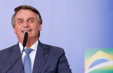 Deputados do PT acionam PGR por Bolsonaro ter indagado apoiador sobre peso de ‘sete arrobas’