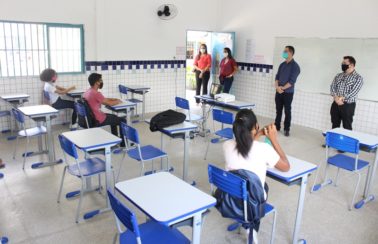 Ministério Público recomenda retorno de aulas presenciais nas escolas municipais