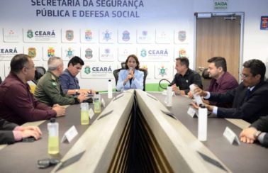 Izolda Cela anuncia novo concurso para a Polícia Militar do Ceará com mais mil vagas