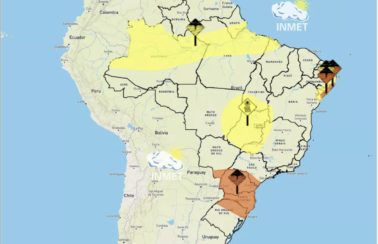 Pernambuco e mais 5 estados do Nordeste têm alerta de chuva até segunda (30)