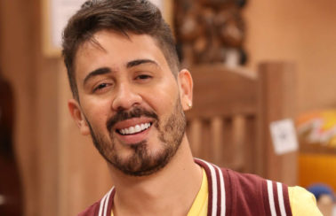 Carlinhos Maia diz que criminosos invadiram sua casa em Maceió e furtaram relógios e joias