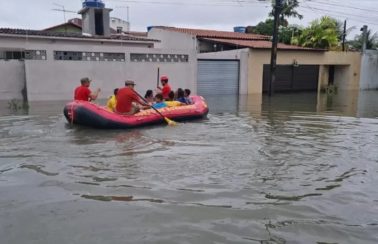 Recife cancela São João e festas juninas; verba será destinada aos atingidos pelas chuvas