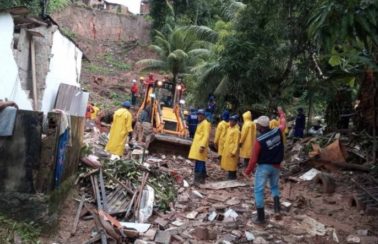 Sobe para 93 o total de mortos pelas chuvas em Pernambuco; ainda há mais de 20 desaparecidos