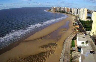 Todas as praias da Grande Ilha de São Luís estão impróprias para banho