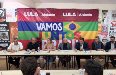 Lideranças do MDB de 11 estados declaram apoio a Lula