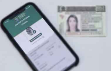 Número de eleitores com menos de 18 anos volta a crescer após duas décadas em queda
