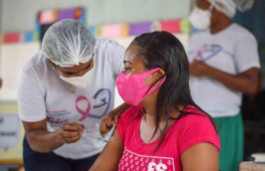 Salvador amplia 4ª dose contra Covid-19 para pessoas com 35 anos ou mais