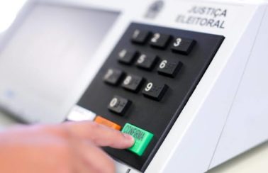 Integrantes das Forças Armadas vão ao TSE para inspeção do código da urna e reunião com técnicos