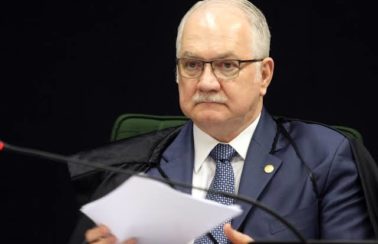 Atacar o sistema eleitoral é atacar a democracia, diz Fachin em visita a Salvador