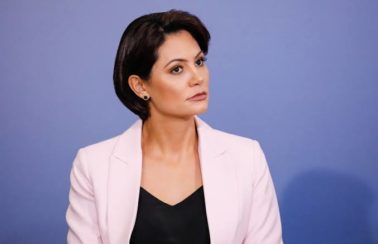 Michelle Bolsonaro associa religião de matriz africana às trevas: ‘Isso pode?’