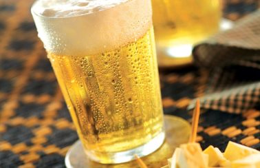 Preço da cerveja subiu mais que do que a inflação, aponta pesquisa