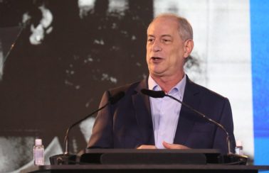 Ciro Gomes reage a empresários que defendem golpe de estado: “Hora de boicotar”