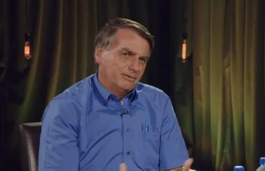 PDT pede para o TSE barrar candidatura de Bolsonaro em razão de ataques sem provas às urnas em reunião com embaixadores
