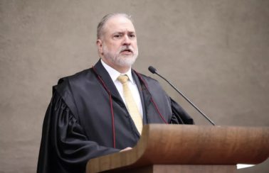Aras foi comunicado na segunda-feira sobre operação contra a ‘Confraria do Golpe’