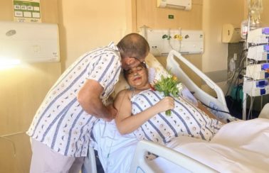 Paciente com câncer morre dois dias após se casar em hospital em Fortaleza