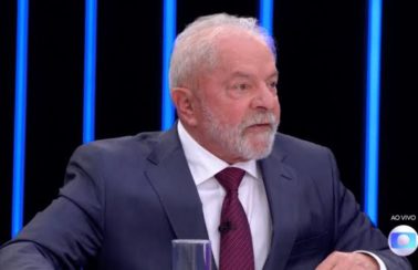 ‘Eu poderia ter escolhido um procurador engavetador’, diz Lula no JN