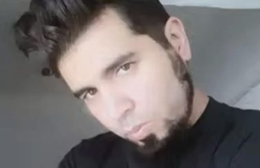 Polícia encontra 100 balas na casa de homem que atacou Cristina; ele vivia em cômodo com lixo e bagunça