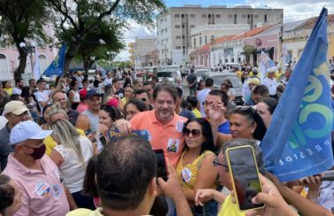Cid Gomes declara voto em Camilo para o Senado e diz que vai ‘se preservar para o segundo turno’ na campanha de governador do Ceará
